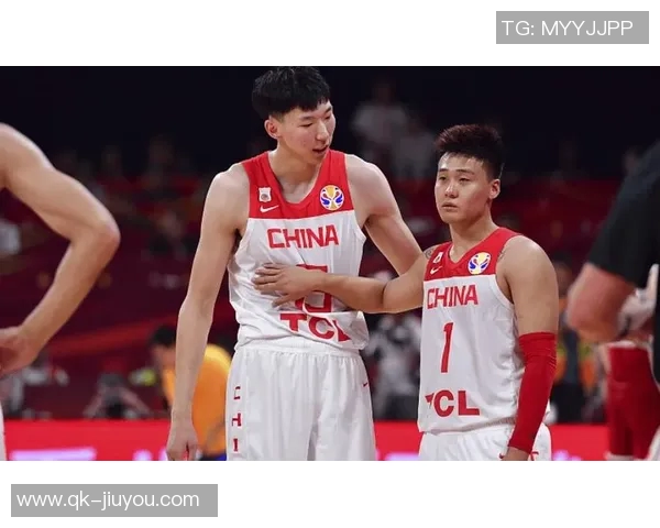 中国男篮世预赛集训名单公布周琦赵睿领衔胡明轩曾凡博入选 中国男篮世预赛集训名单公布周琦赵睿领衔胡明轩曾凡博入选