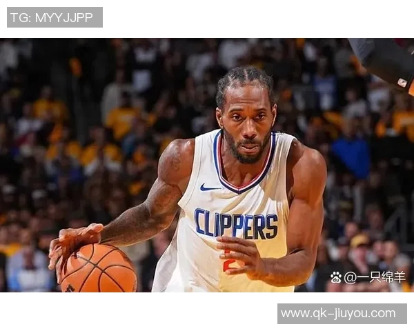 小卡季前赛表现出色砍下35分与队友重聚感到非常开心 小卡季前赛表现出色砍下35分与队友重聚感到非常开心