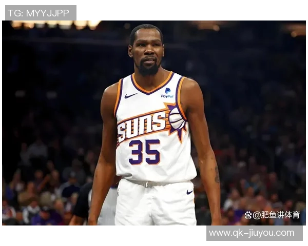 火箭队出征四连客战太阳勇士爵士两场登机照中未见杜兰特身影 火箭队出征四连客战太阳勇士爵士两场登机照中未见杜兰特身影