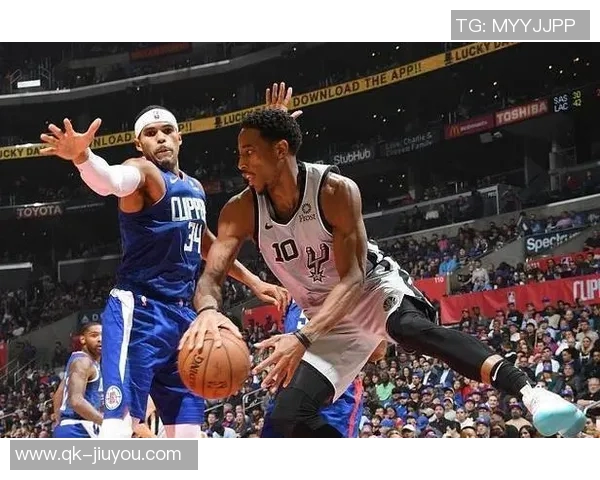 联盟高管聚焦快船未来走势认为无论如何变化最终结果难以改变 联盟高管聚焦快船未来走势认为无论如何变化最终结果难以改变