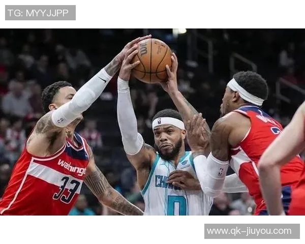 比尔首场比赛表现出色上半场完美命中率贡献12分2篮板正负值5