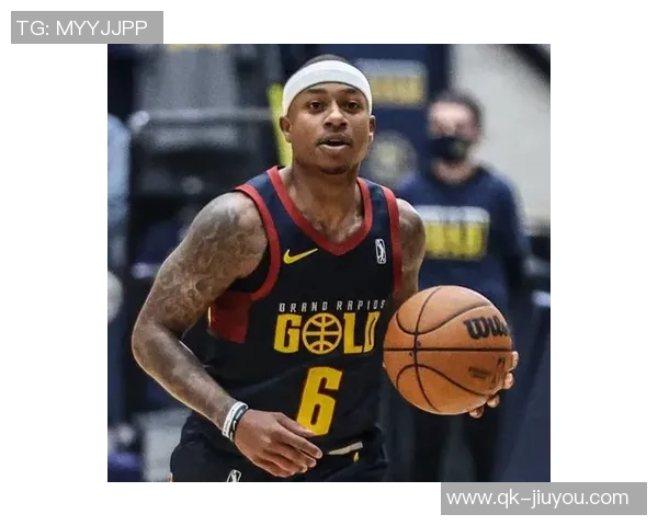 克洛尼首节火力全开7投5中轻松砍下14分1篮板1助攻表现惊艳 克洛尼首节火力全开7投5中轻松砍下14分1篮板1助攻表现惊艳