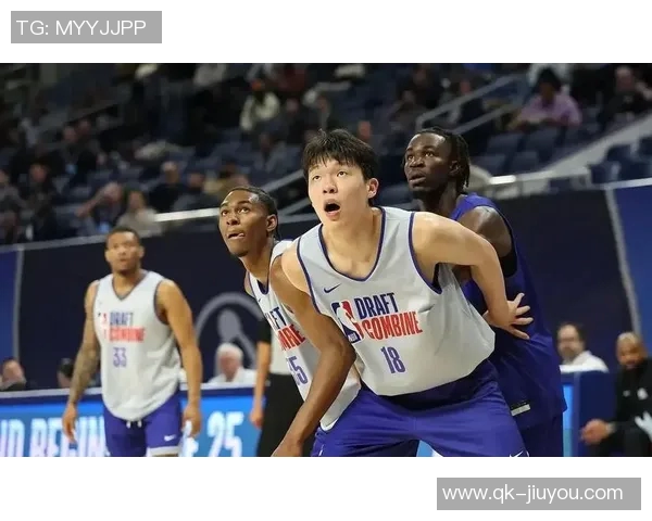 杨瀚森的活力与激情让比卢普斯赞不绝口的瞬间