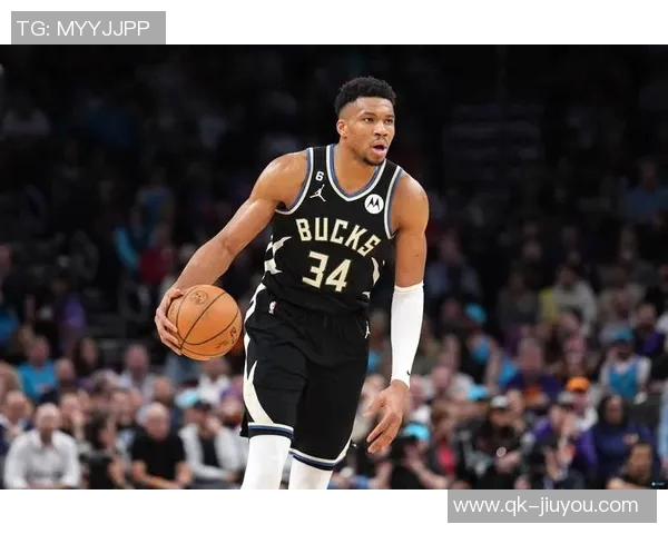 字母哥上半场表现平平11投7中仅得14分2篮板1助攻引发热议